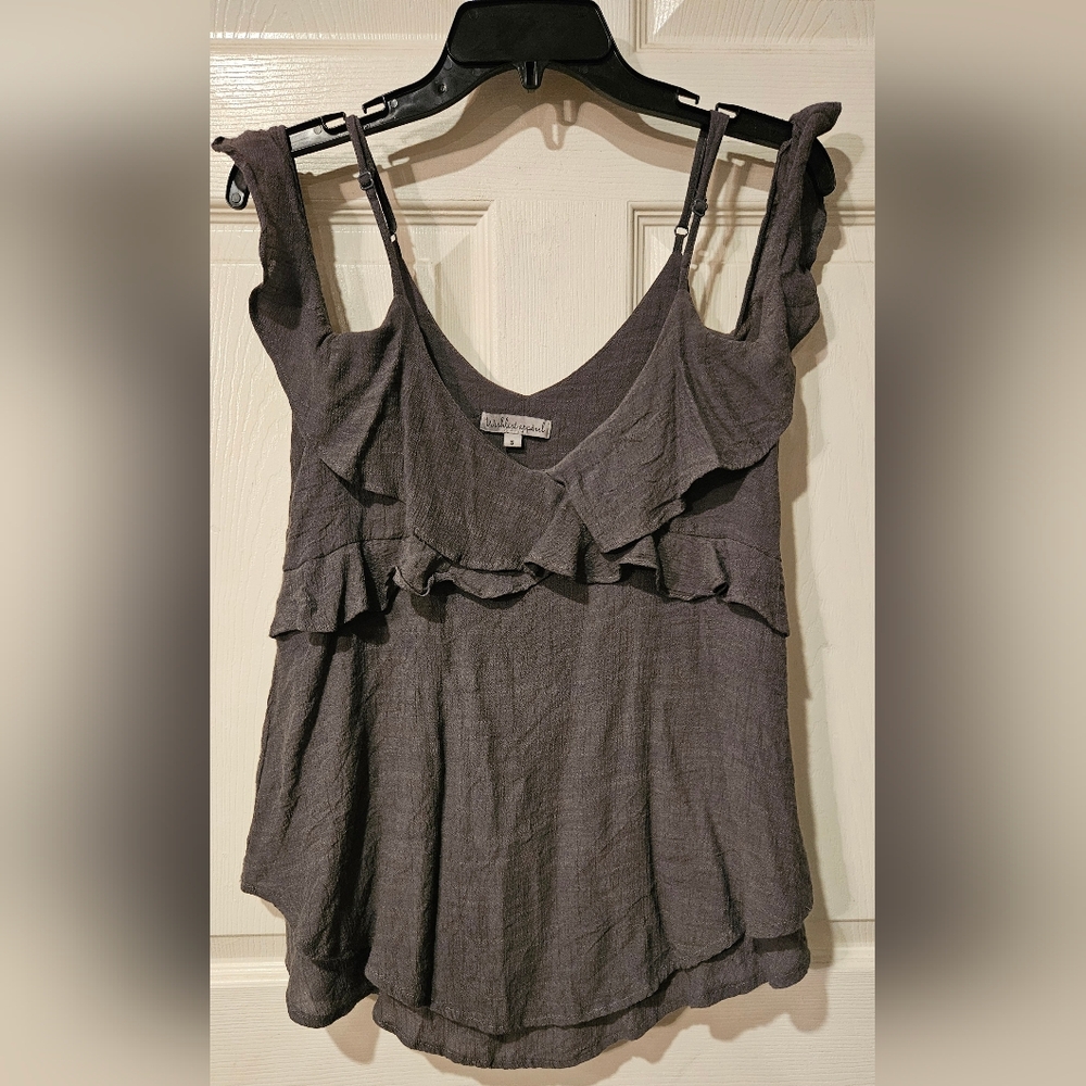 Wishlist Gray Ruffled Sleeveless Camisole